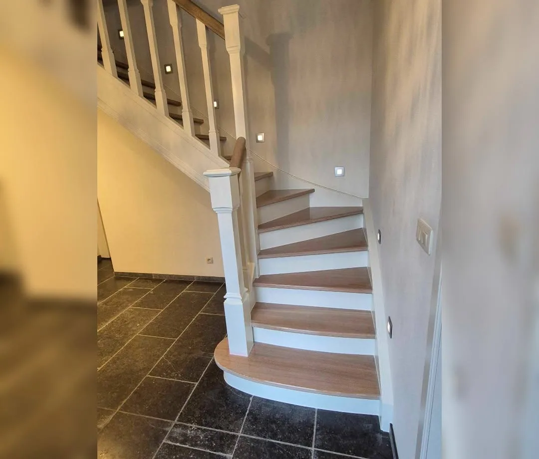 Schilder-, behang- of decoratiewerk uitgevoerd door Insta-Paint
