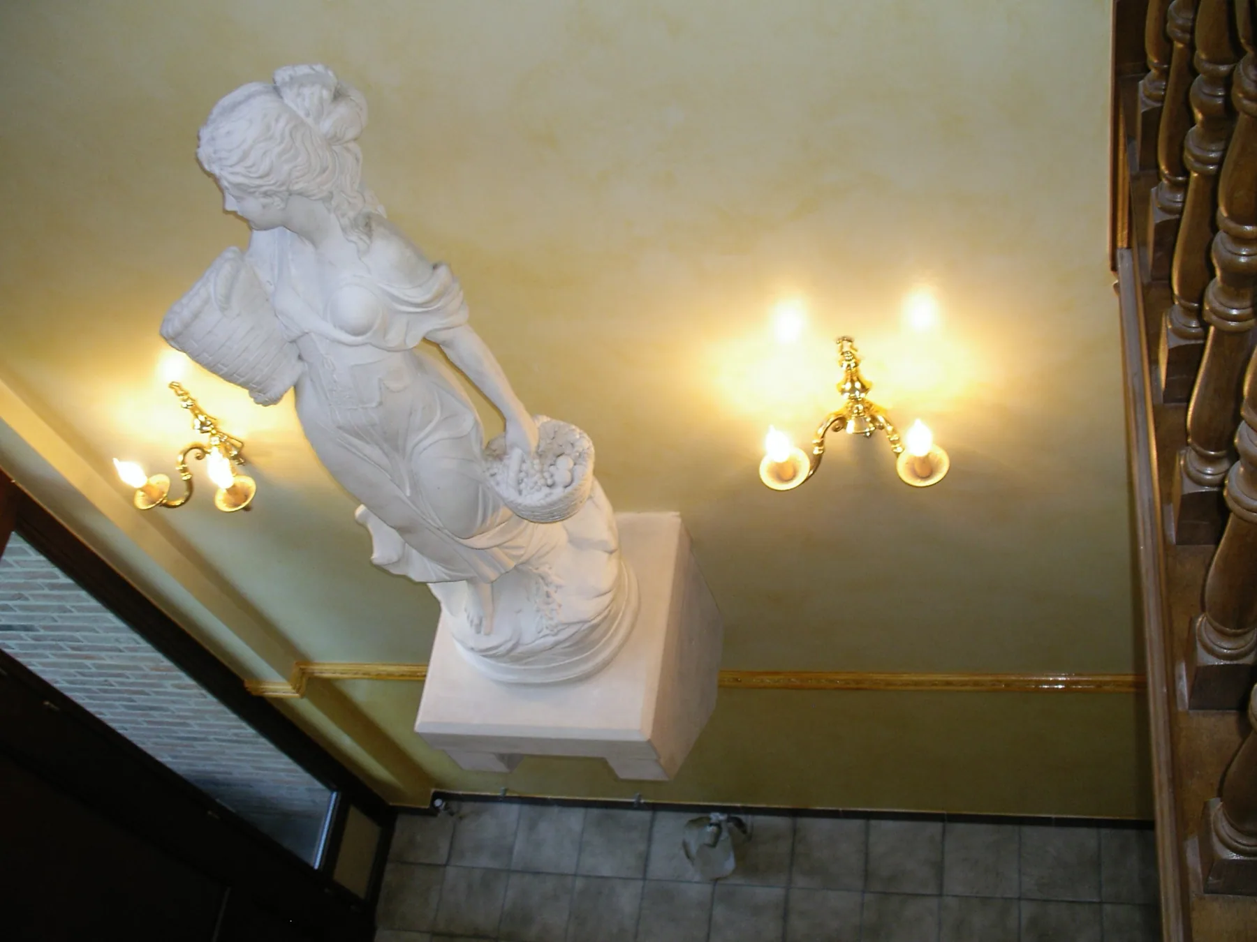 Decoratieve muurafwerking in een woning in Tielt-Winge